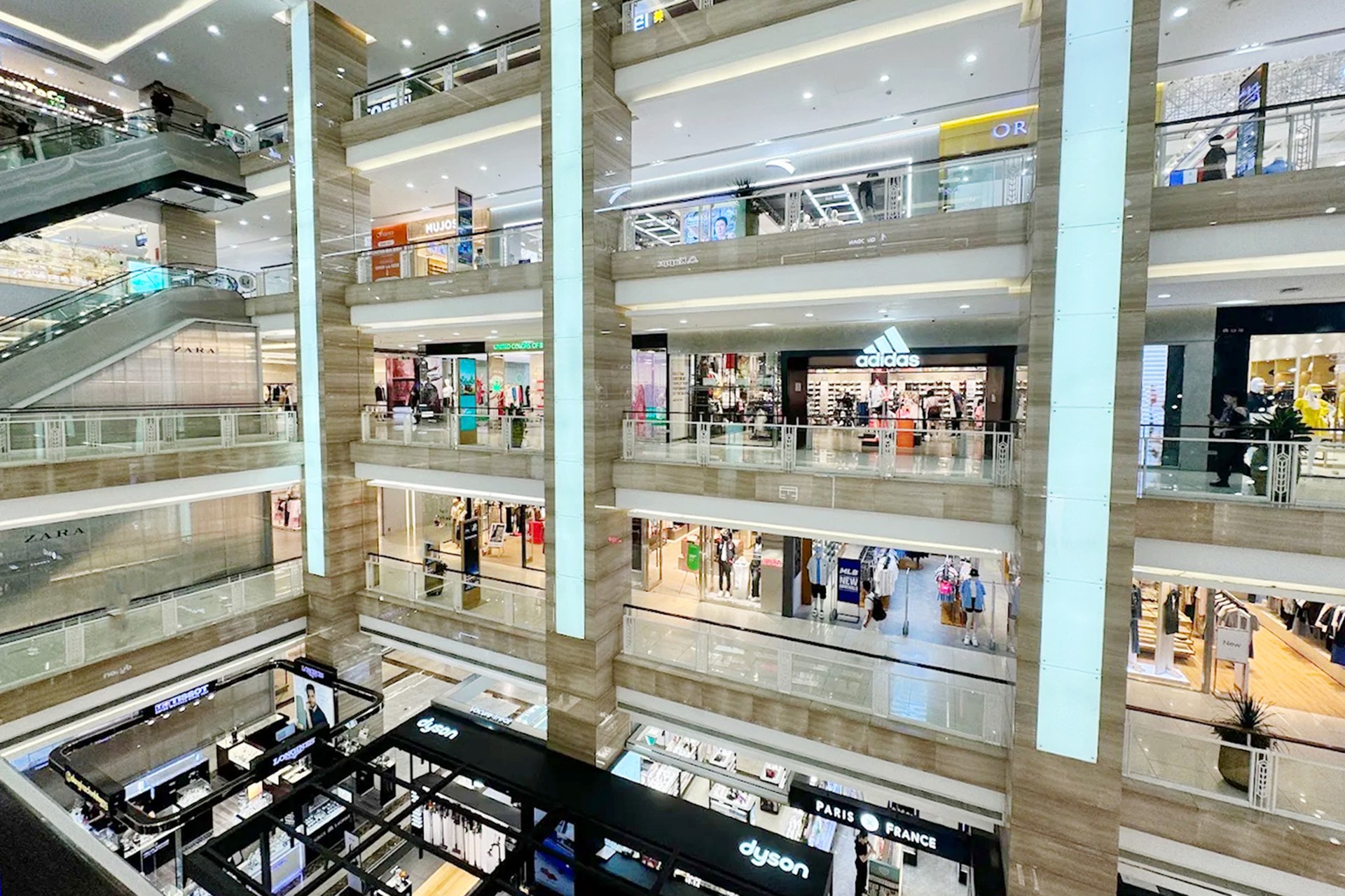 Vincom Center Bà Triệu 191 11